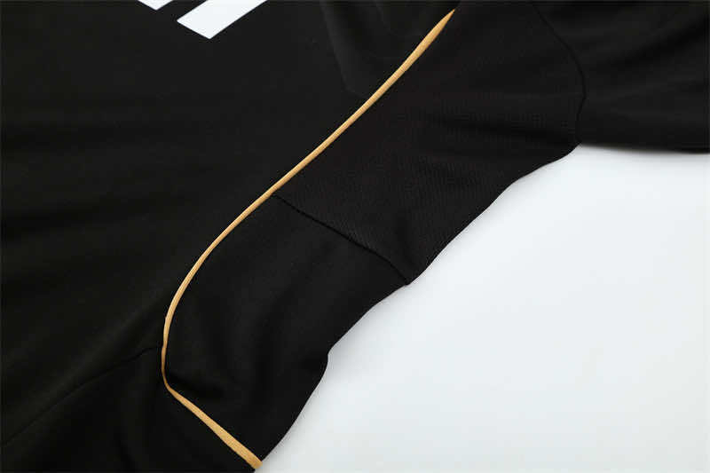 1112 season Real Madrid CF black Half pull training suit
