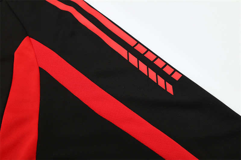 0506 season A.C. Milan black Half pull training suit