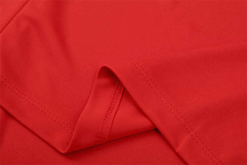 0506 season A.C. Milan red Half pull training suit