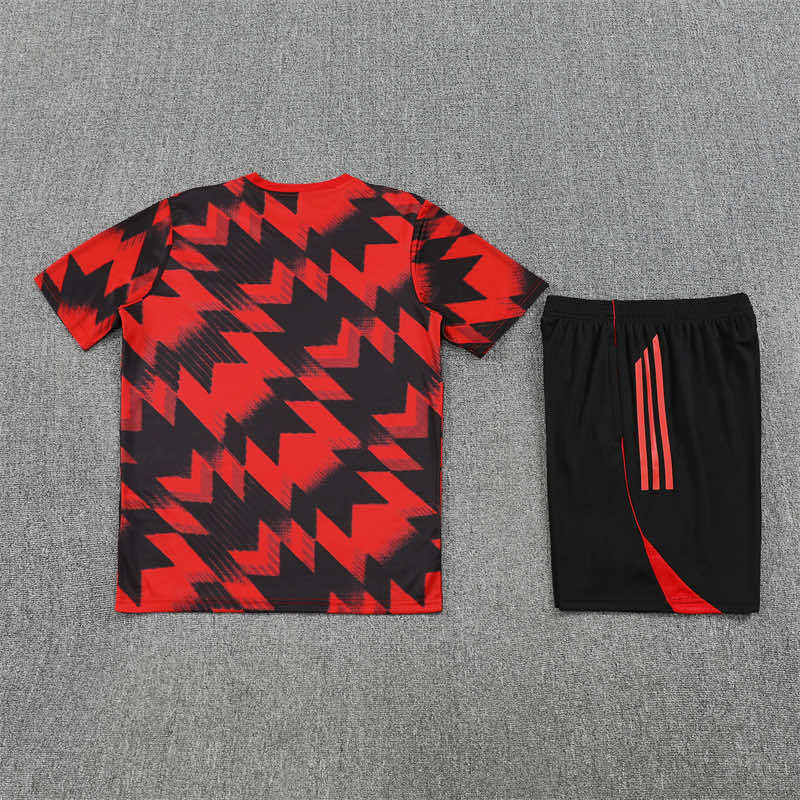 2526 season Manchester United F.C. Training clothes suit Short sleeve Fan version