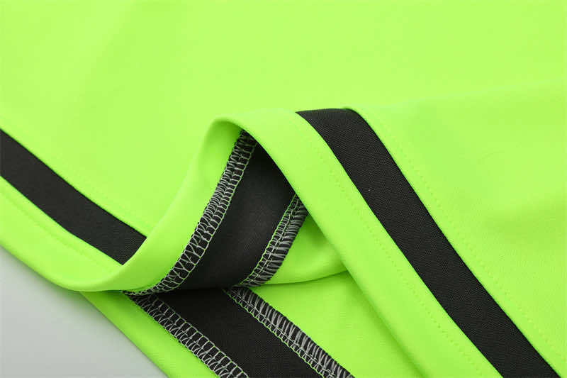 1516 season Real Madrid CF fluorescent green Half pull training suit