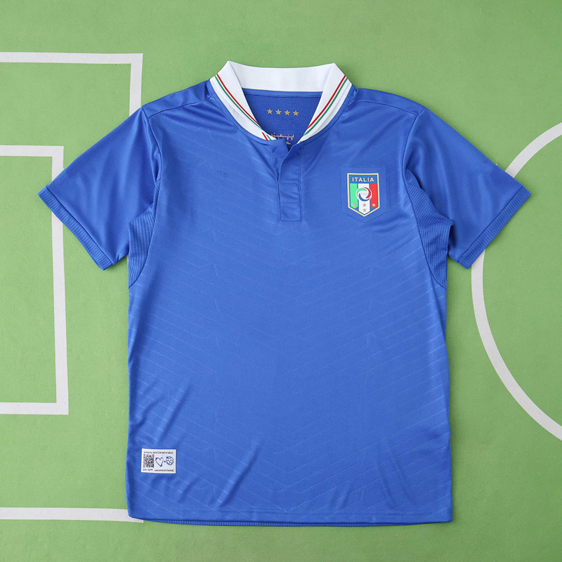2012 season  Italy home retro Fan version