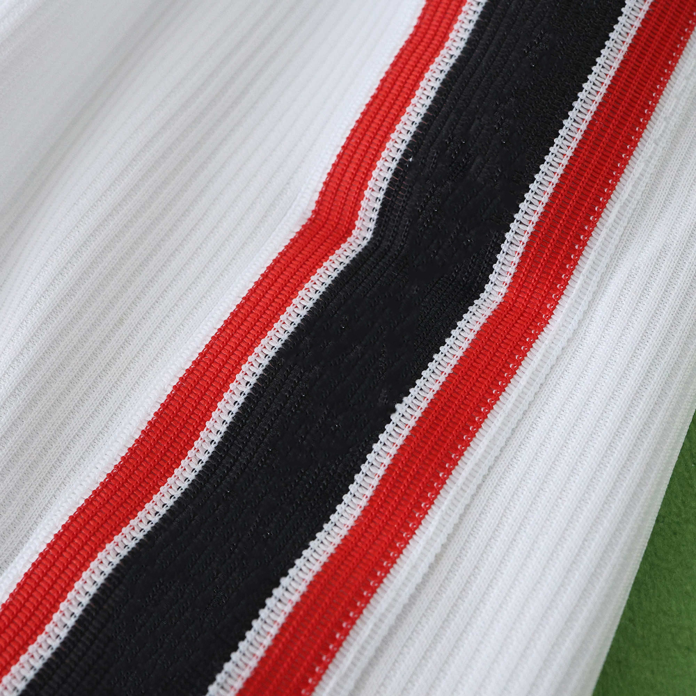 1998 Manchester United F.C. home retro Kids kit