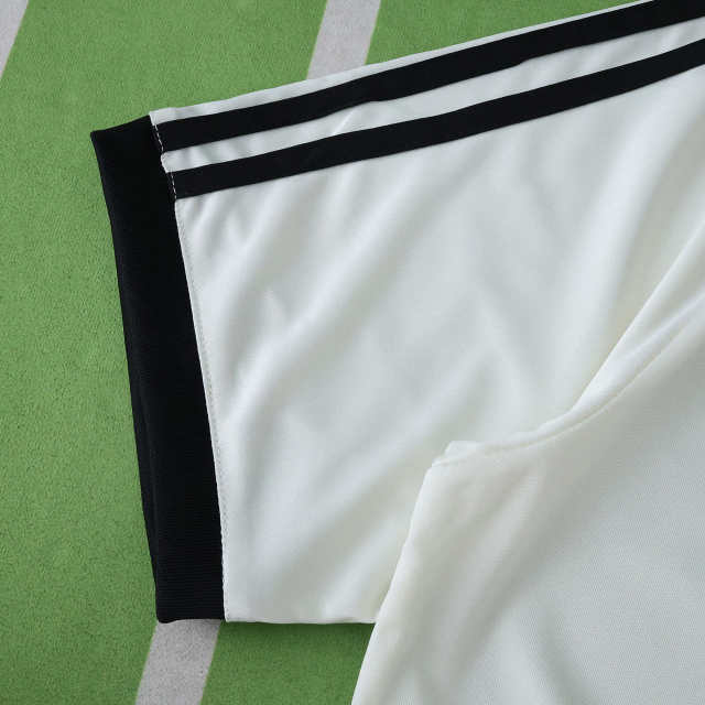 2526 season oasis white T-shirt