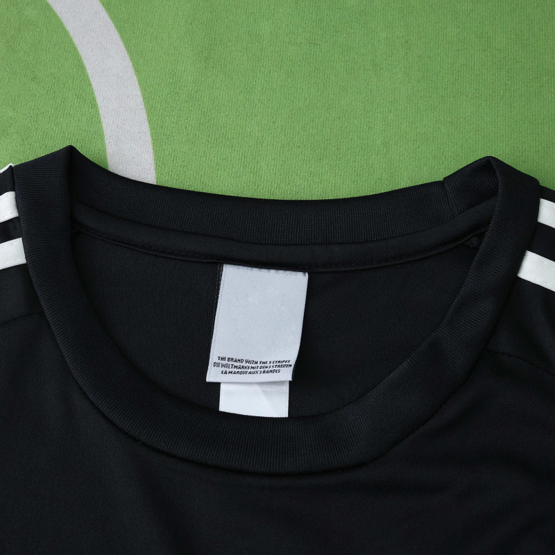 2526 season oasis black T-shirt