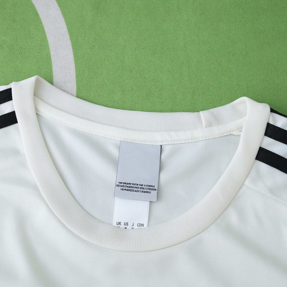 2526 season oasis white T-shirt