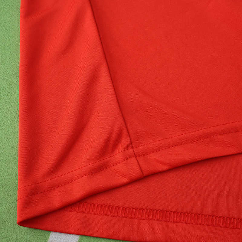 2526 season oasis Red T-shirt