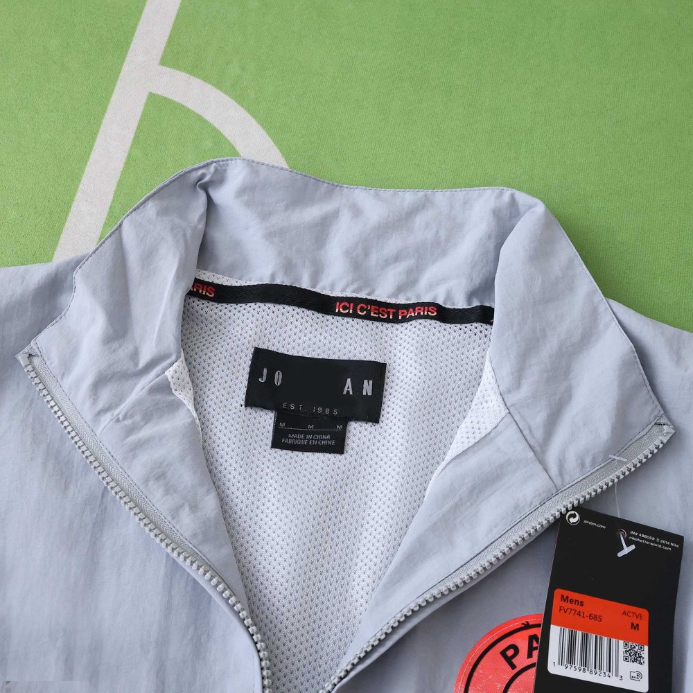 2526 season Paris Saint-Germain F.C. windbreaker