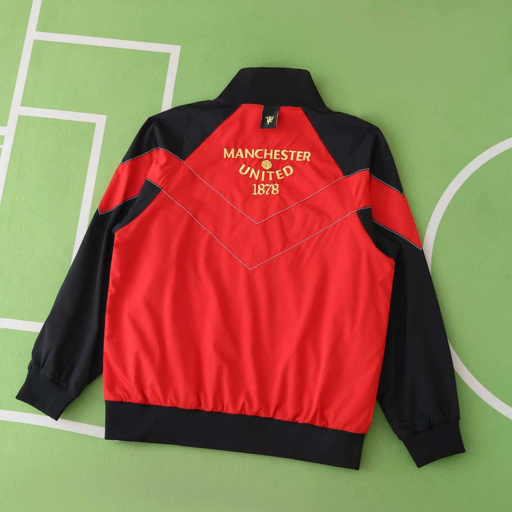 2526 season Manchester United F.C. windbreaker