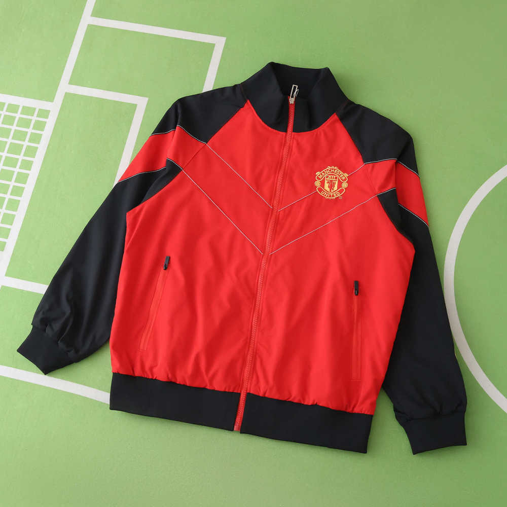 2526 season Manchester United F.C. windbreaker