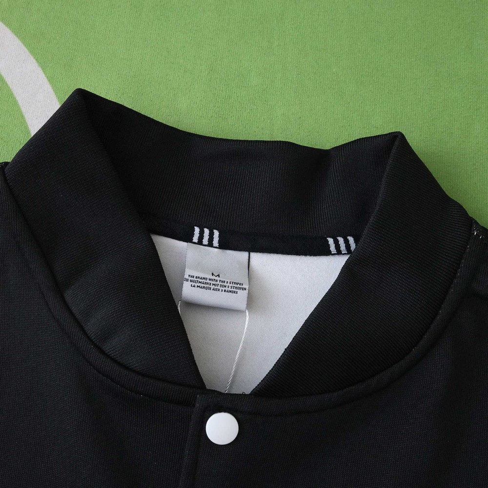 2526 season Manchester United F.C. windbreaker