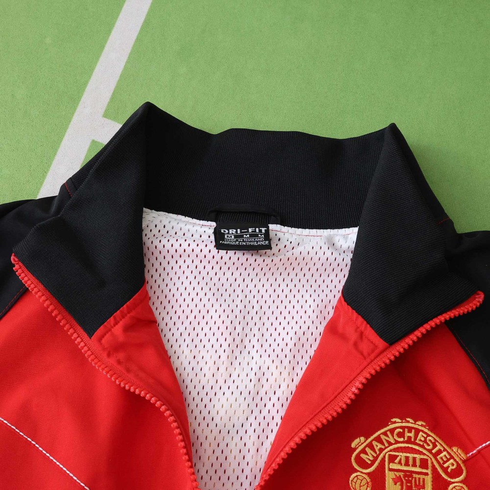 2526 season Manchester United F.C. windbreaker