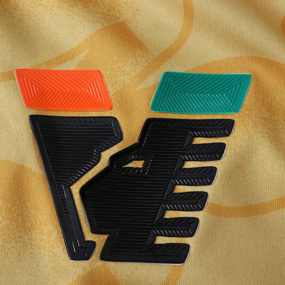 2526 season Venezia F.C. goalkeeper Long sleeved Fan version