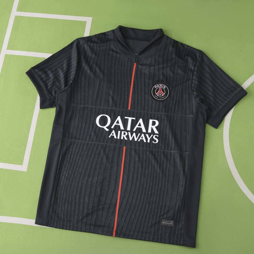 2526 season Paris Saint-Germain F.C. fourth Fan version
