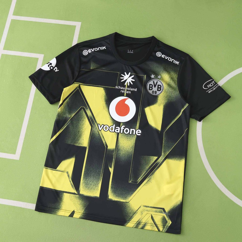 2526 season Borussia Dortmund Concept version Fan version