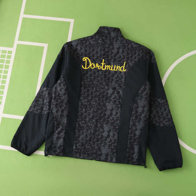 2526 season Borussia Dortmund Wear on both sides windbreaker