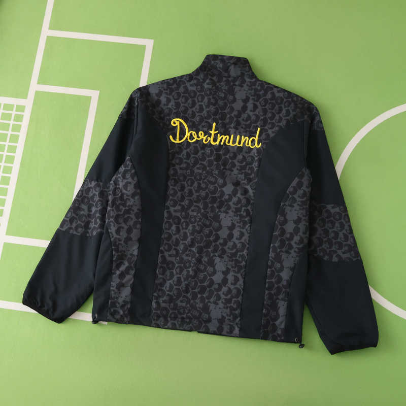 2526 season Borussia Dortmund Wear on both sides windbreaker