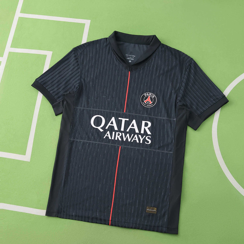 2526 season Paris Saint-Germain F.C. fourth Player version