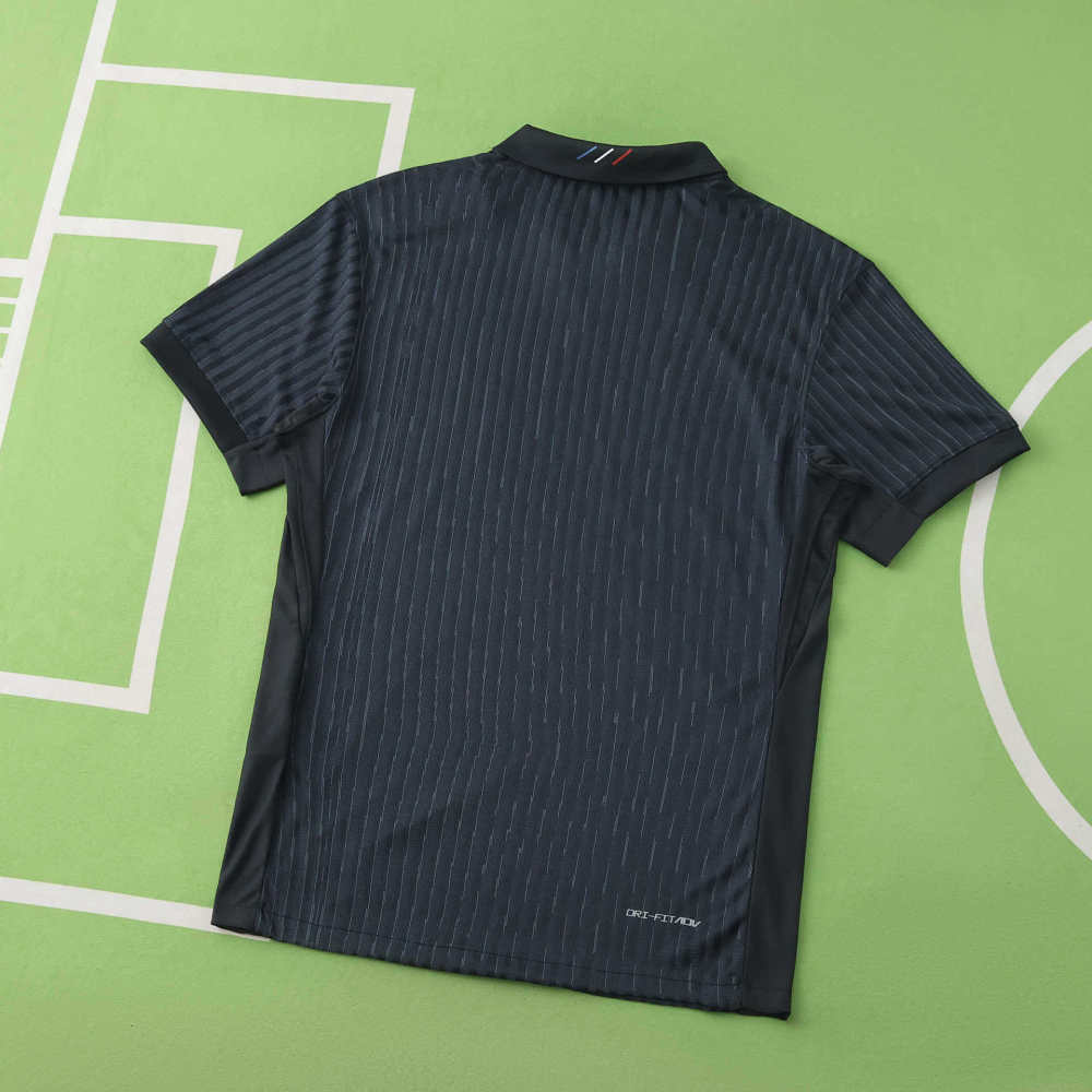 2526 season Paris Saint-Germain F.C. fourth Player version