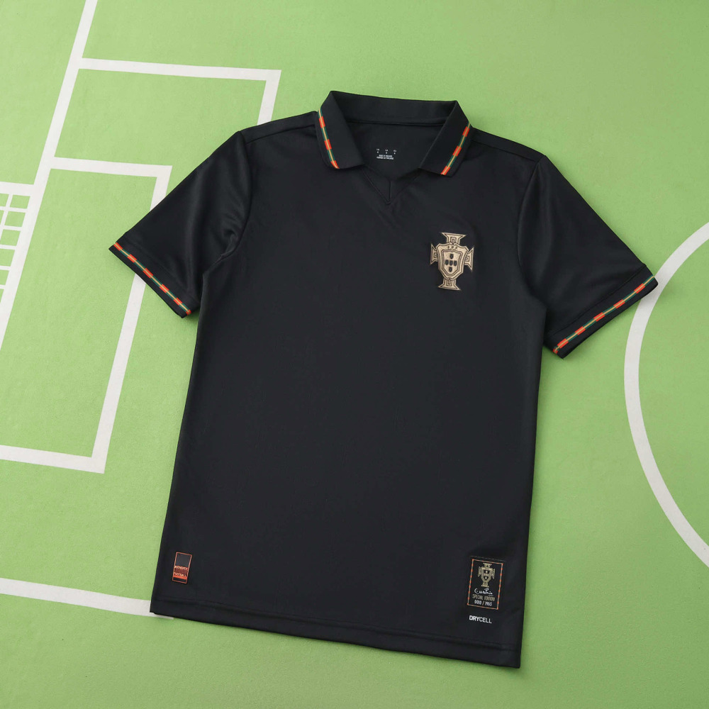 2025 Portugal  Tribute to Eusebio Special Edition Player version