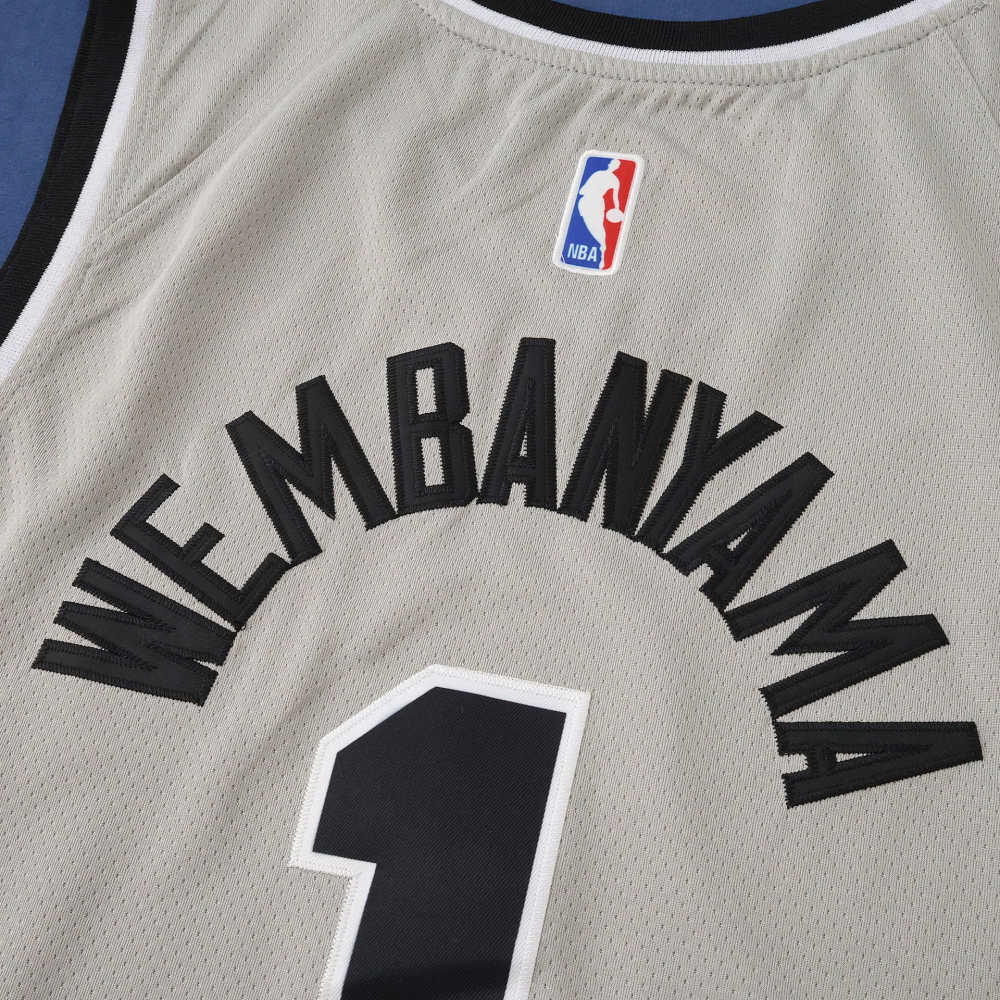 2025-26 NBA San Antonio Spurs 1#WEMBANYAMA