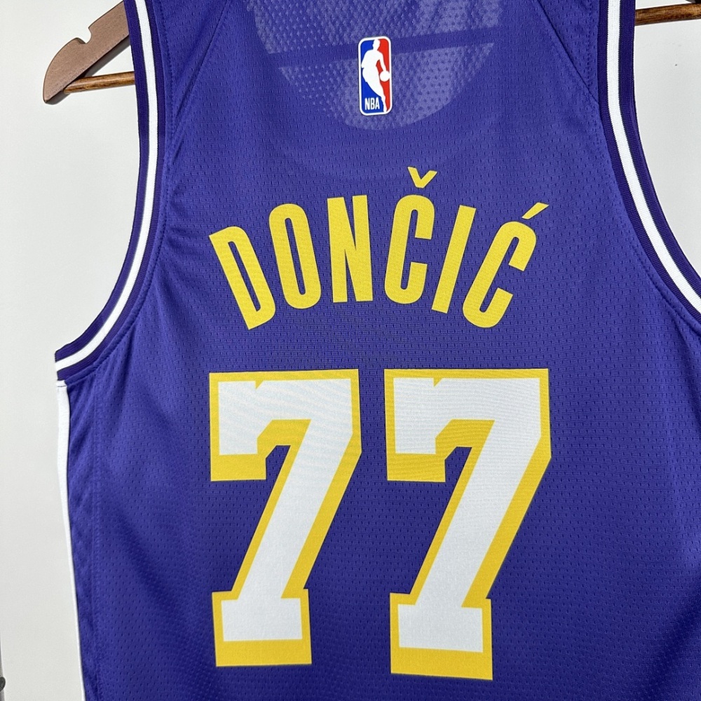 25-26 NBA L.A. Lakers limit Flying Man 77-DONCIC