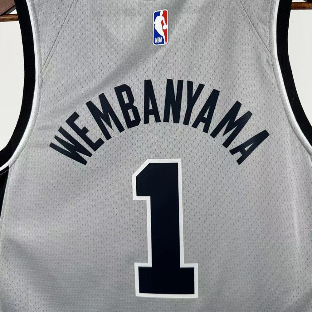 25-26 NBA San Antonio Spurs limit 1-WEMBANYAMA