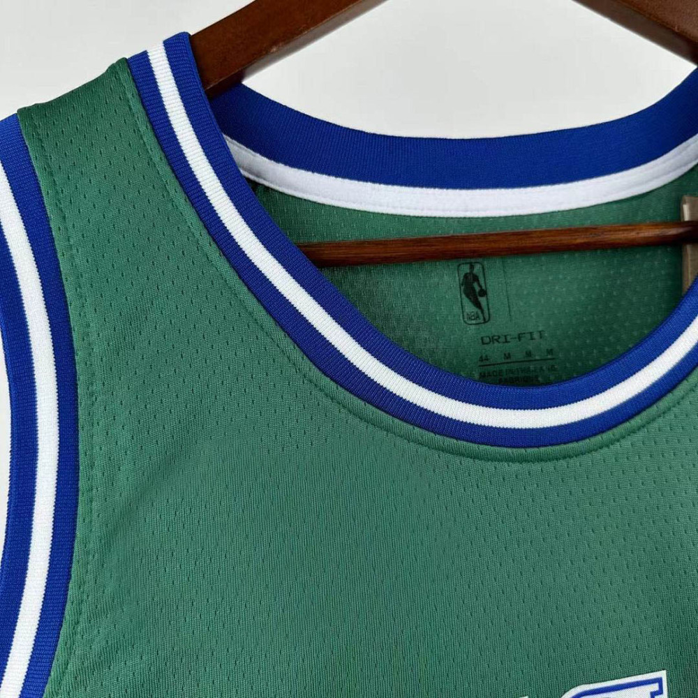 25-26 NBA Dallas Mavericks Retro green 32-FLAGG