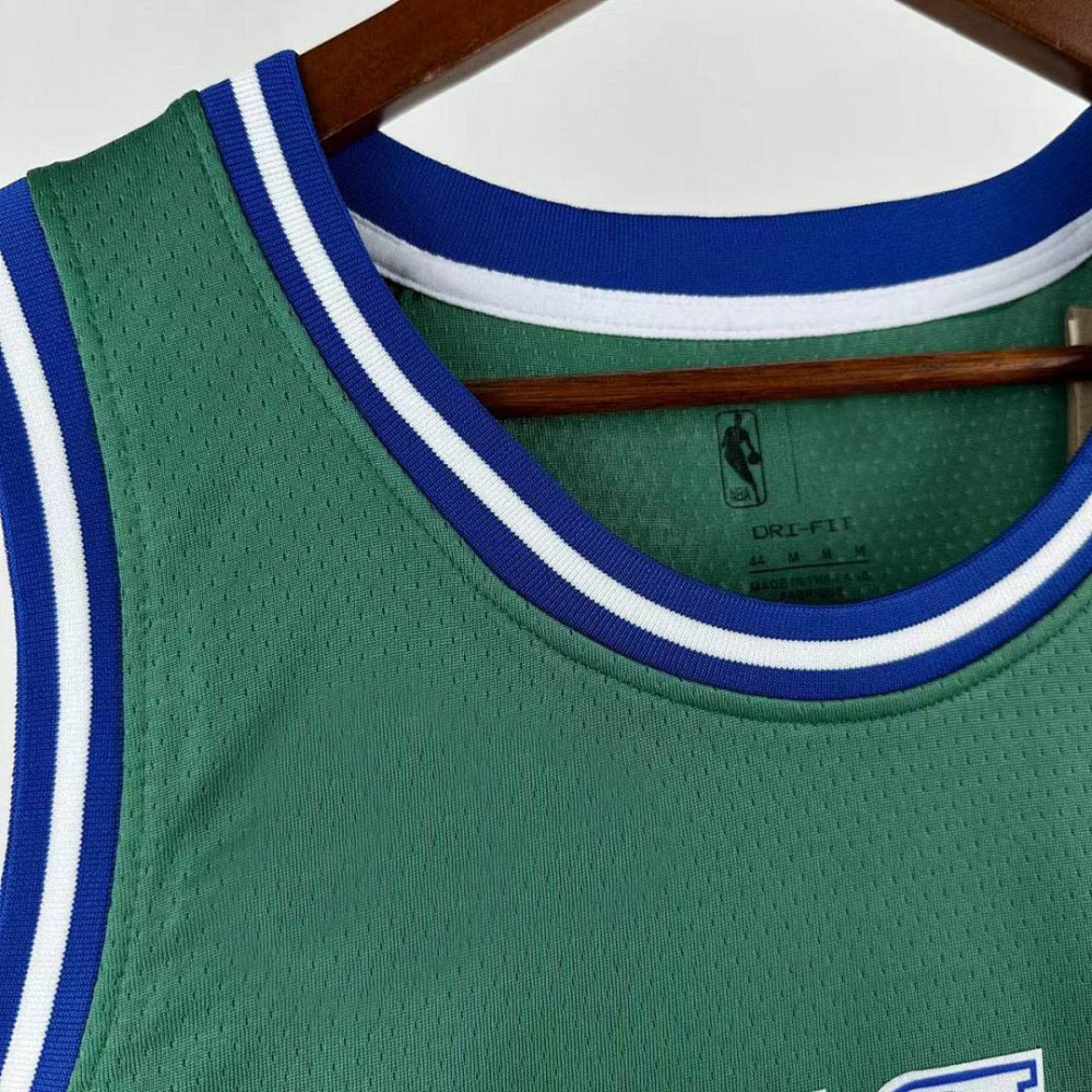25-26 NBA Dallas Mavericks Retro green 31-THOMPSON