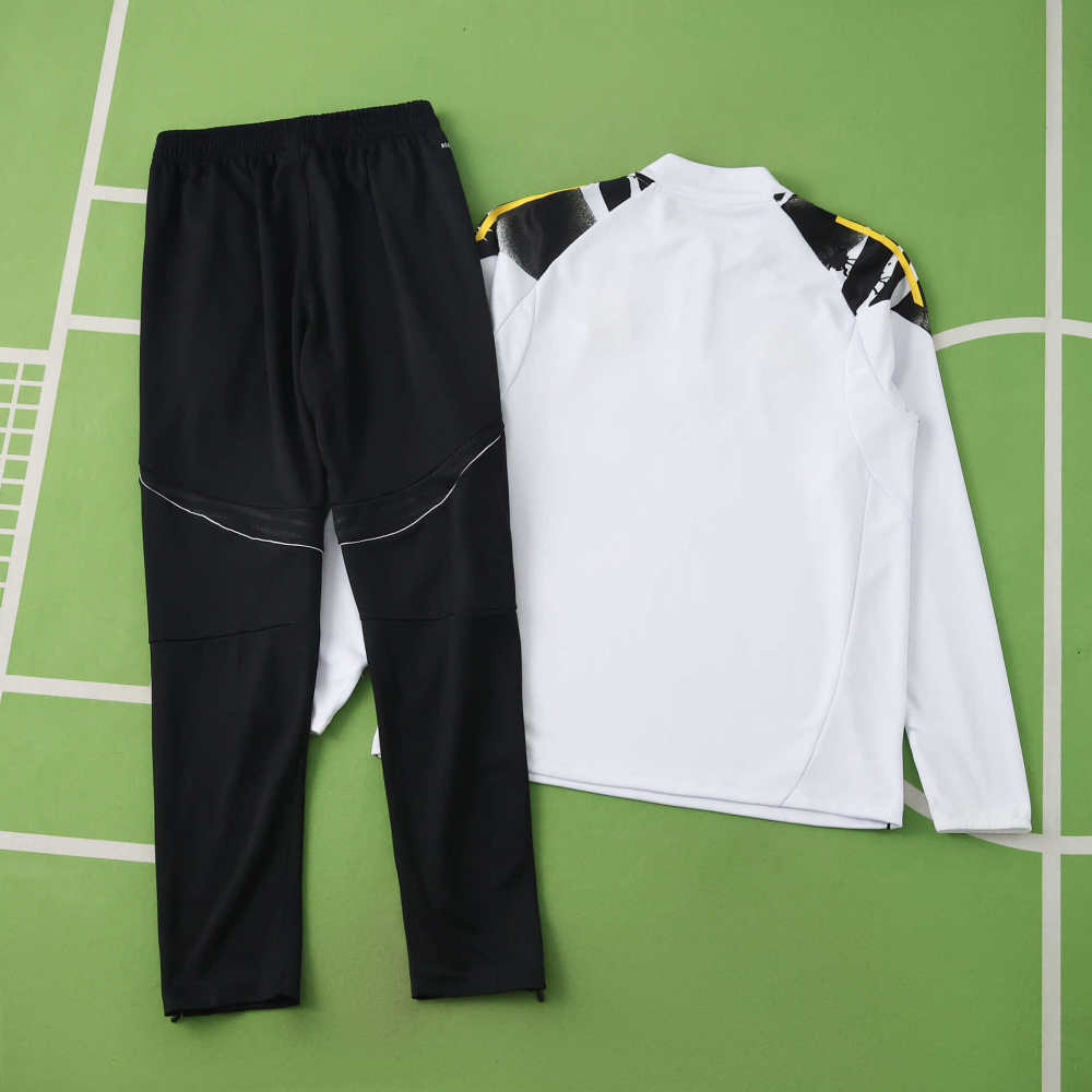 2526 season Real Madrid CF Marvel White Half pull training suit