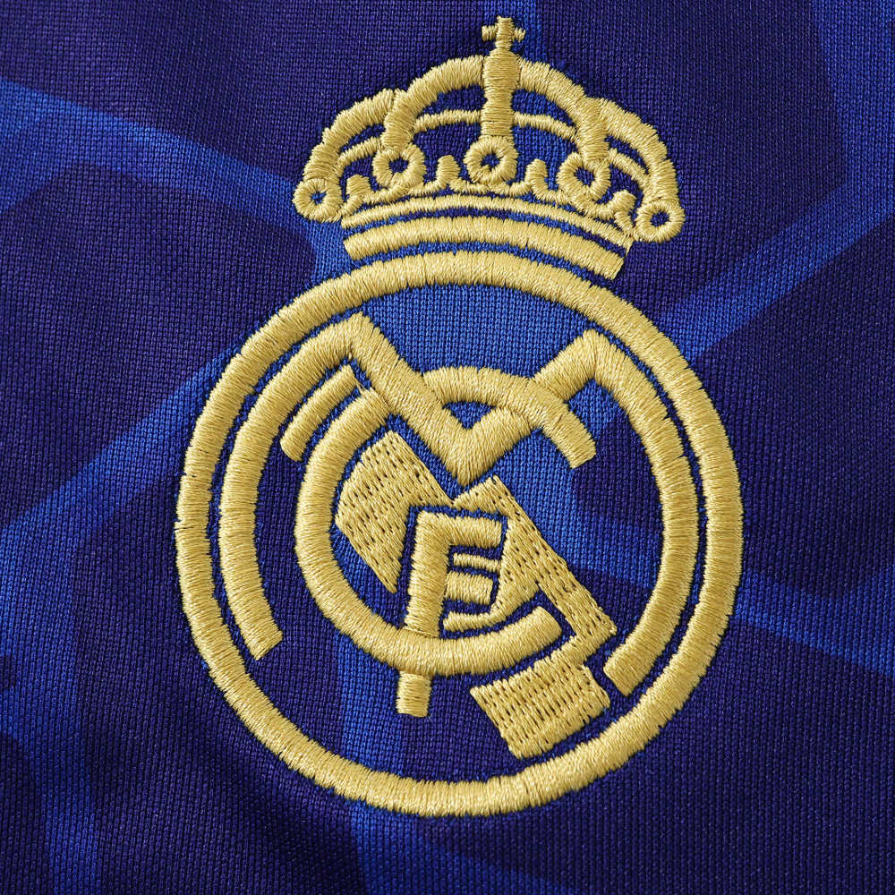 2526 season Real Madrid CF New Year Fan version