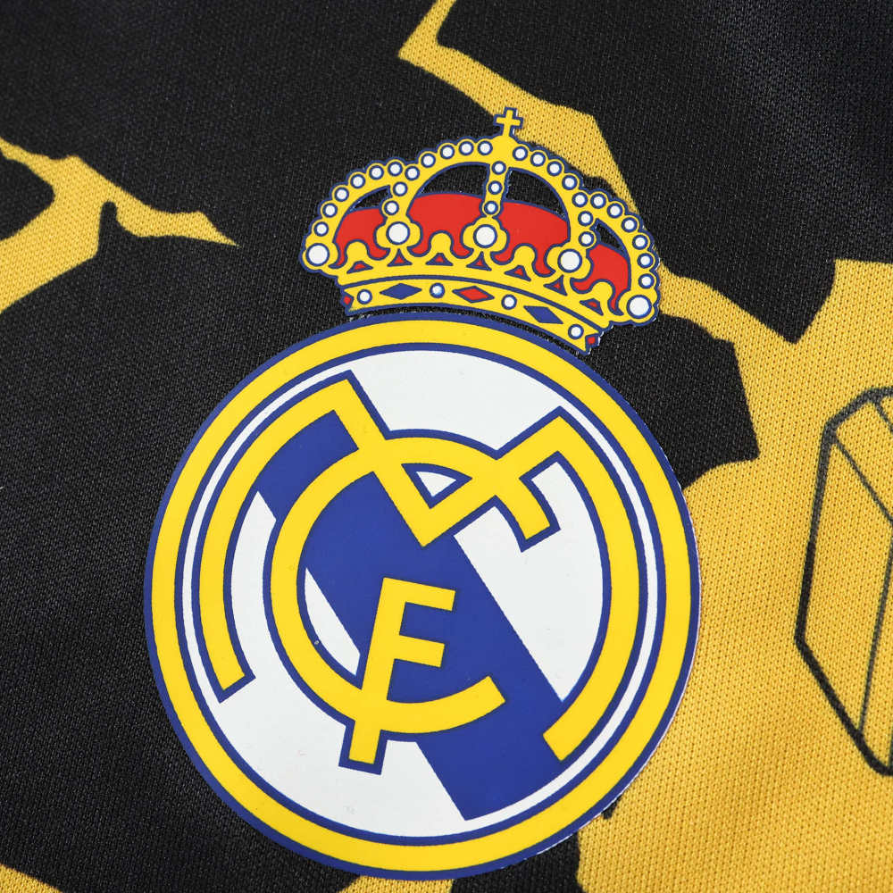 2526 season Real Madrid CF Marvel White Concept Kids kit