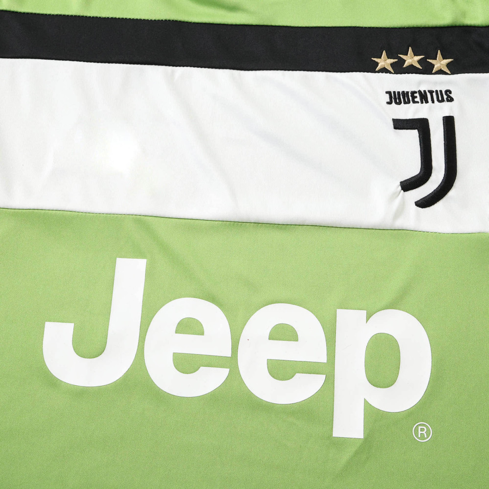 1718 season Juventus F.C. third retro Fan version