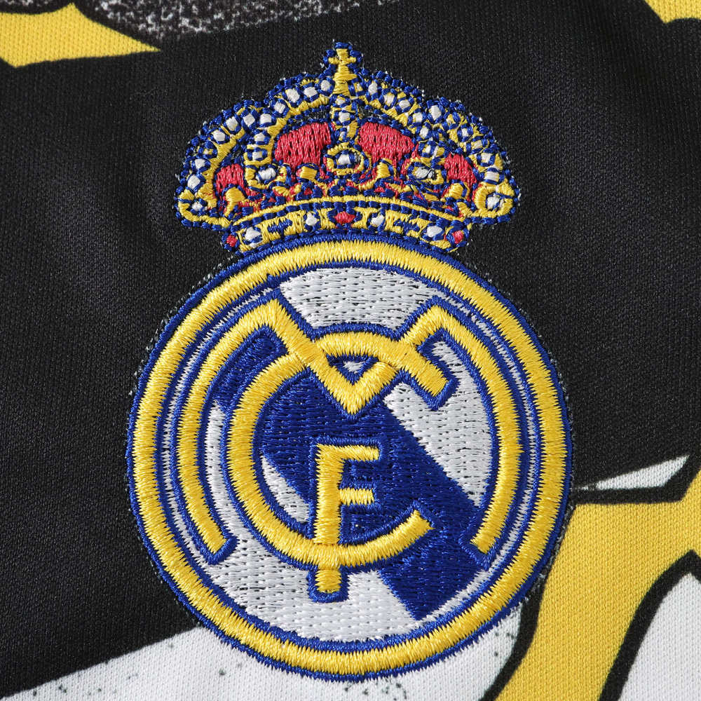 2526 season Real Madrid CF Marvel White Concept Kids kit