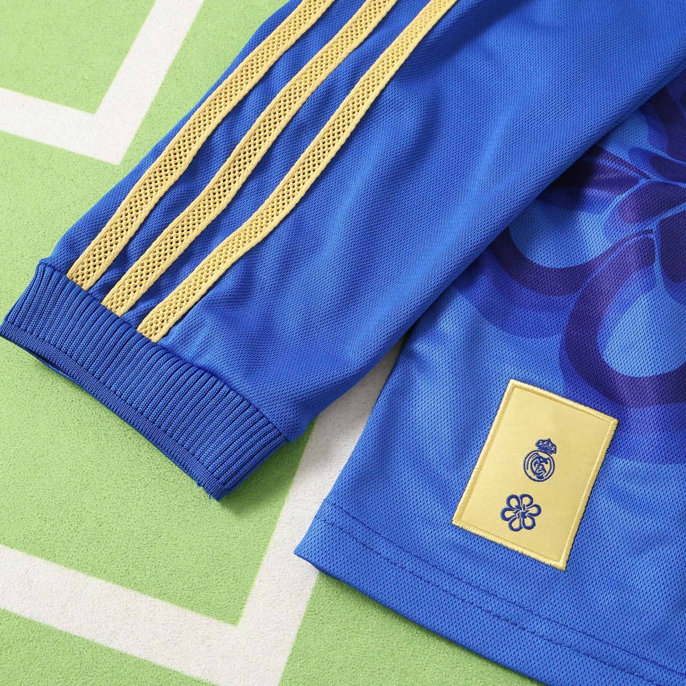 2526 season Real Madrid CF New Year Long sleeved Fan version