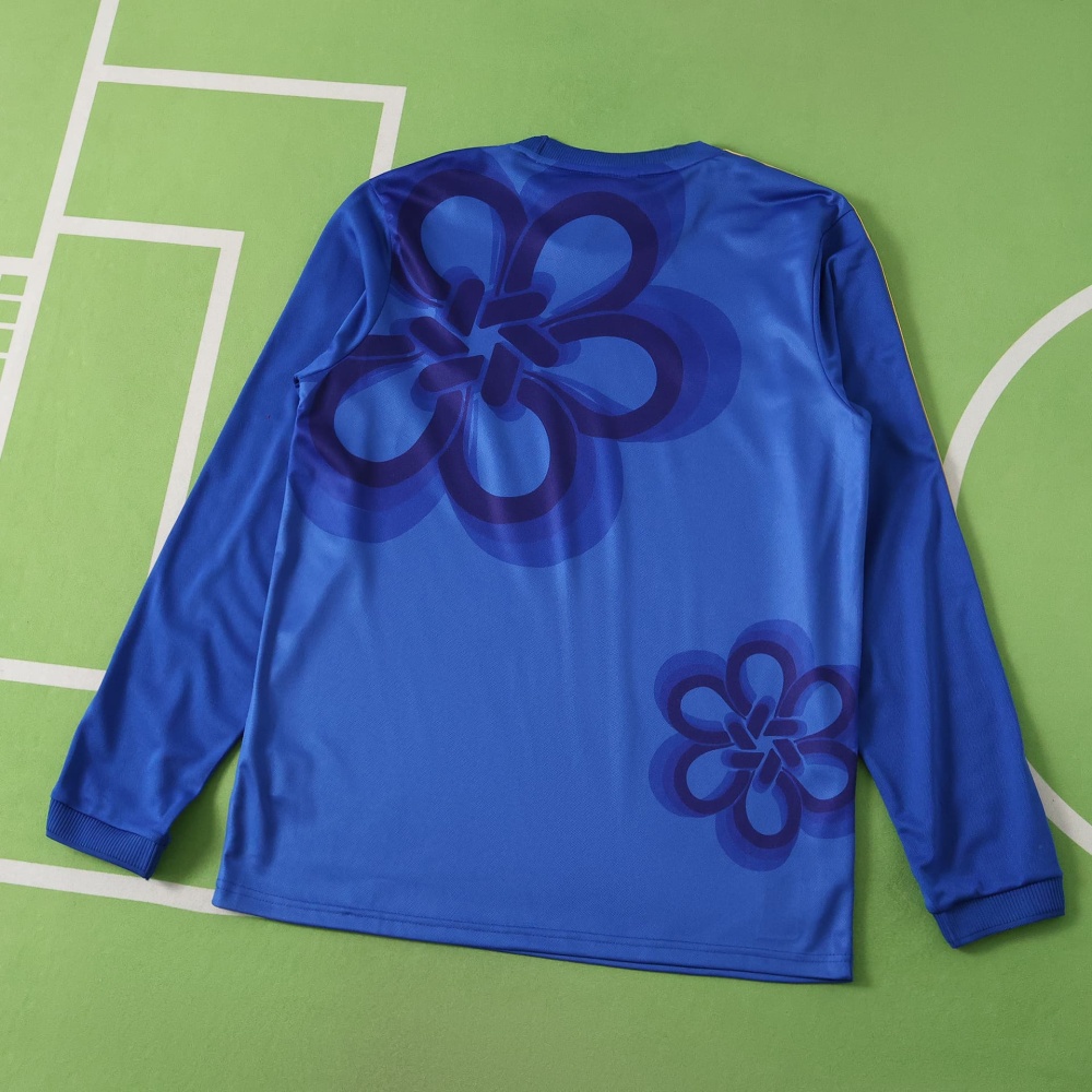 2526 season Real Madrid CF New Year Long sleeved Fan version