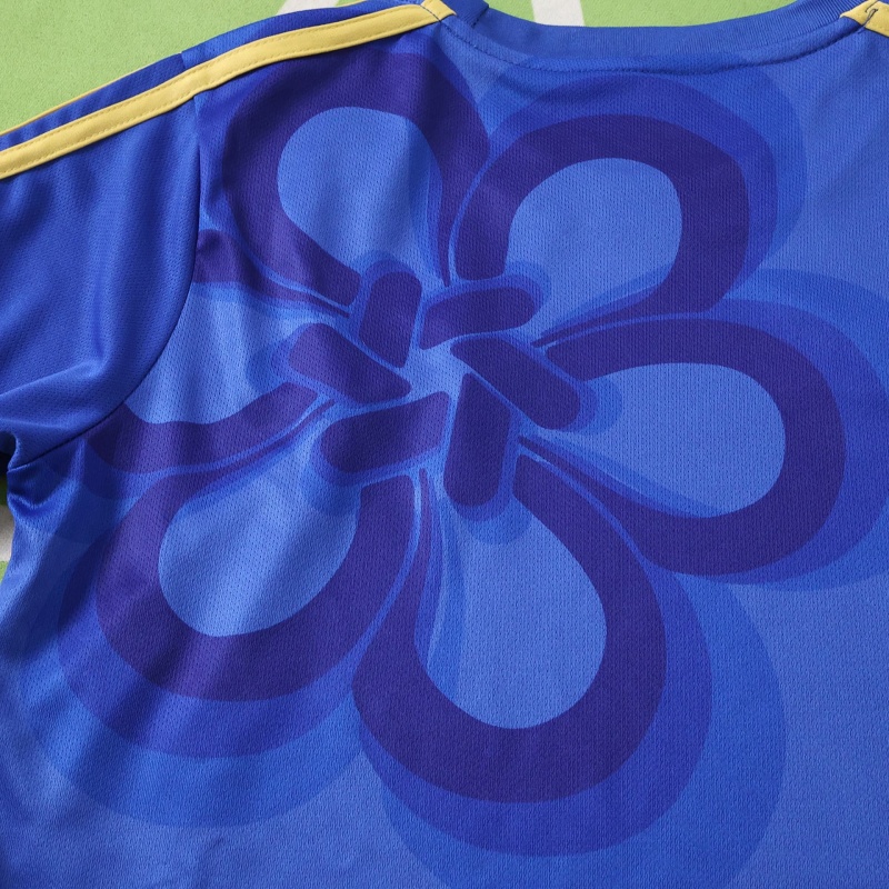 2526 season Real Madrid CF New Year Kids kit