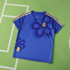 2526 season Real Madrid CF New Year Kids kit