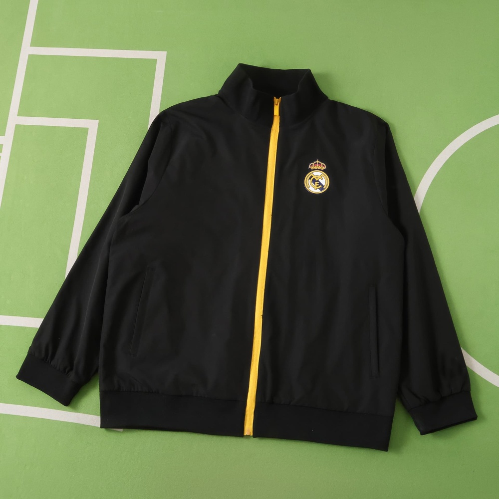 2526 season Real Madrid CF Marvel collaboration windbreaker
