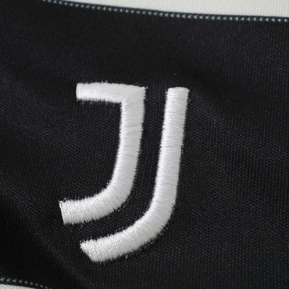 2526 season Juventus F.C. fourth Long sleeved Fan version