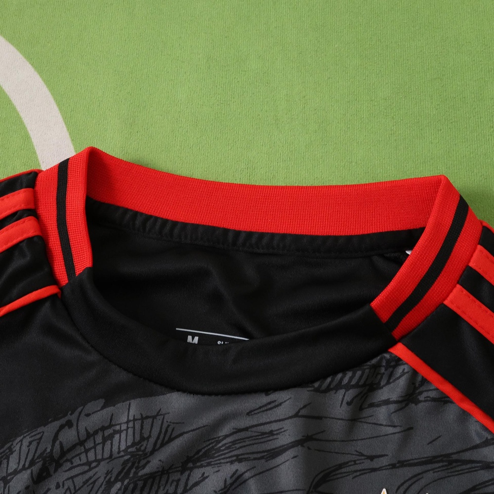 2627 season S.L. Benfica Concept version Fan version