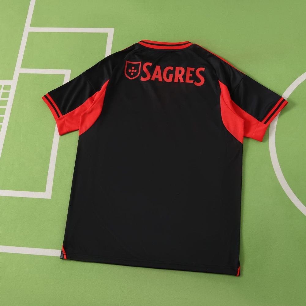2627 season S.L. Benfica Concept version Fan version