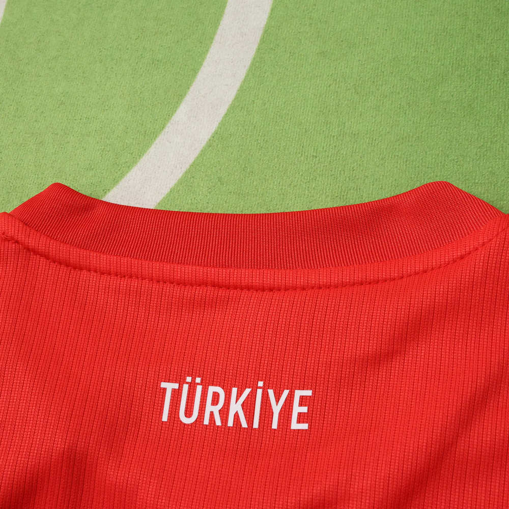 2026 FIFA World Cup Türkiye away Kids kit