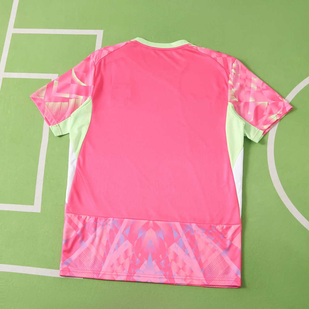 2026 FIFA World Cup pink goalkeeper Fan version