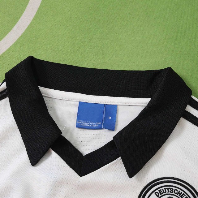 8889 season Germany home retro Fan version