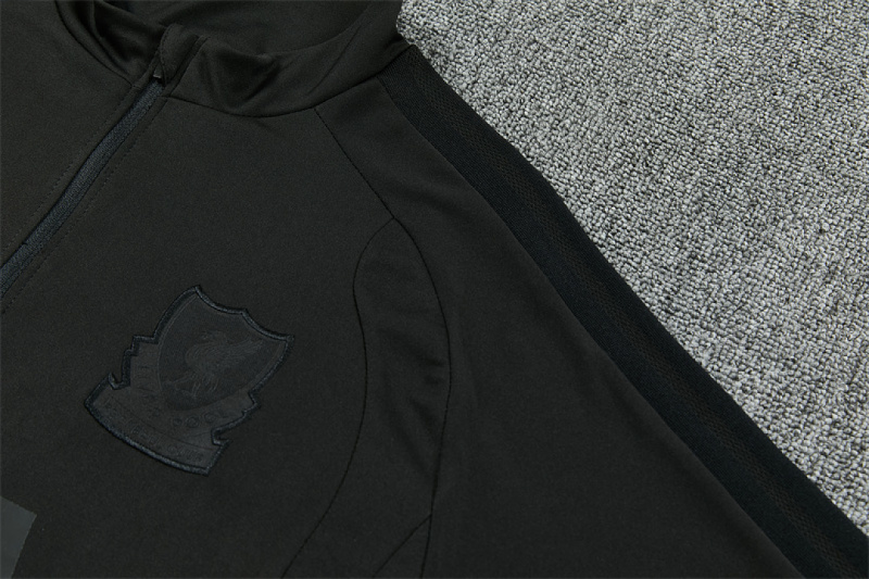2627 Liverpool F.C. Half zip training suit set