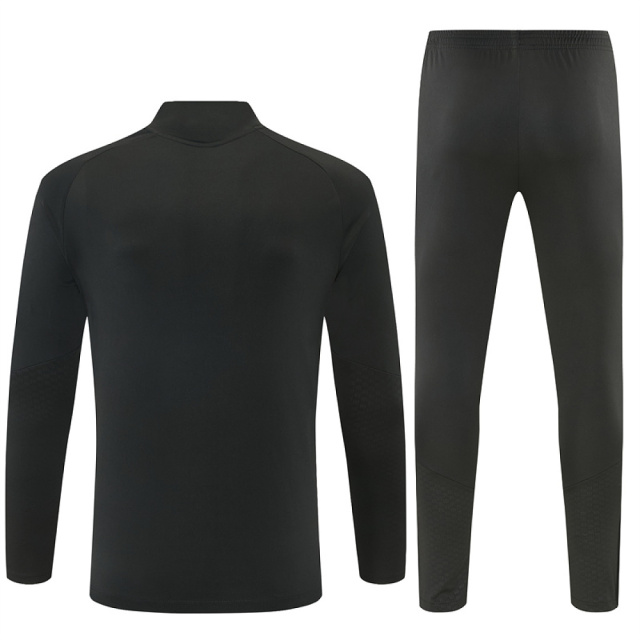 2627 Liverpool F.C. Half zip training suit set
