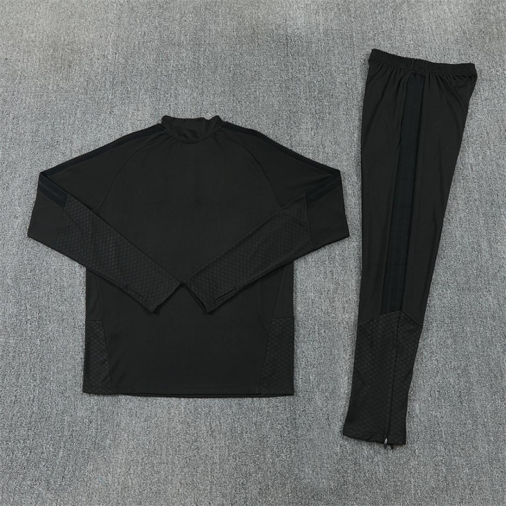 2627 Liverpool F.C. Half zip training suit set
