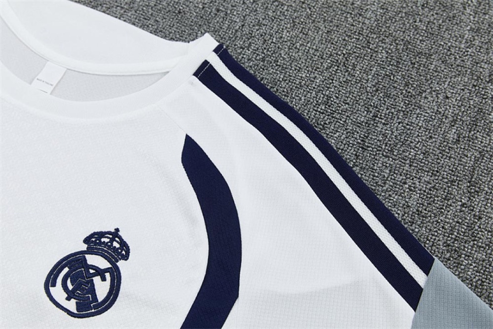 2627 Real Madrid CF Training clothes suit Short sleeve Fan version