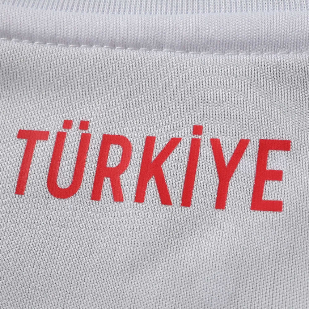 2026 FIFA World Cup Türkiye home Kids kit